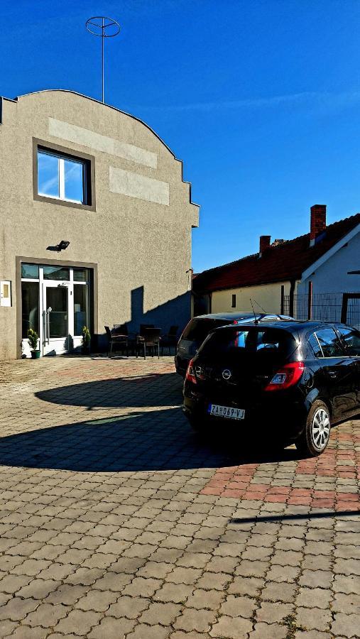 Apartman Mladenovic Διαμέρισμα Zaječar Εξωτερικό φωτογραφία