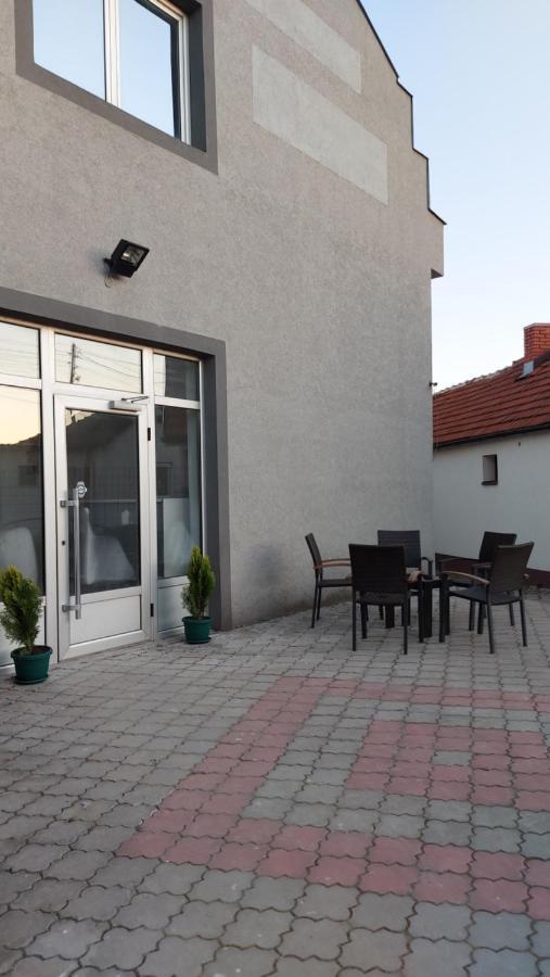 Apartman Mladenovic Διαμέρισμα Zaječar Εξωτερικό φωτογραφία